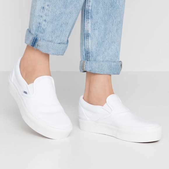 Vans Womens Classic Slip on Platform White - Picture 2 of 9